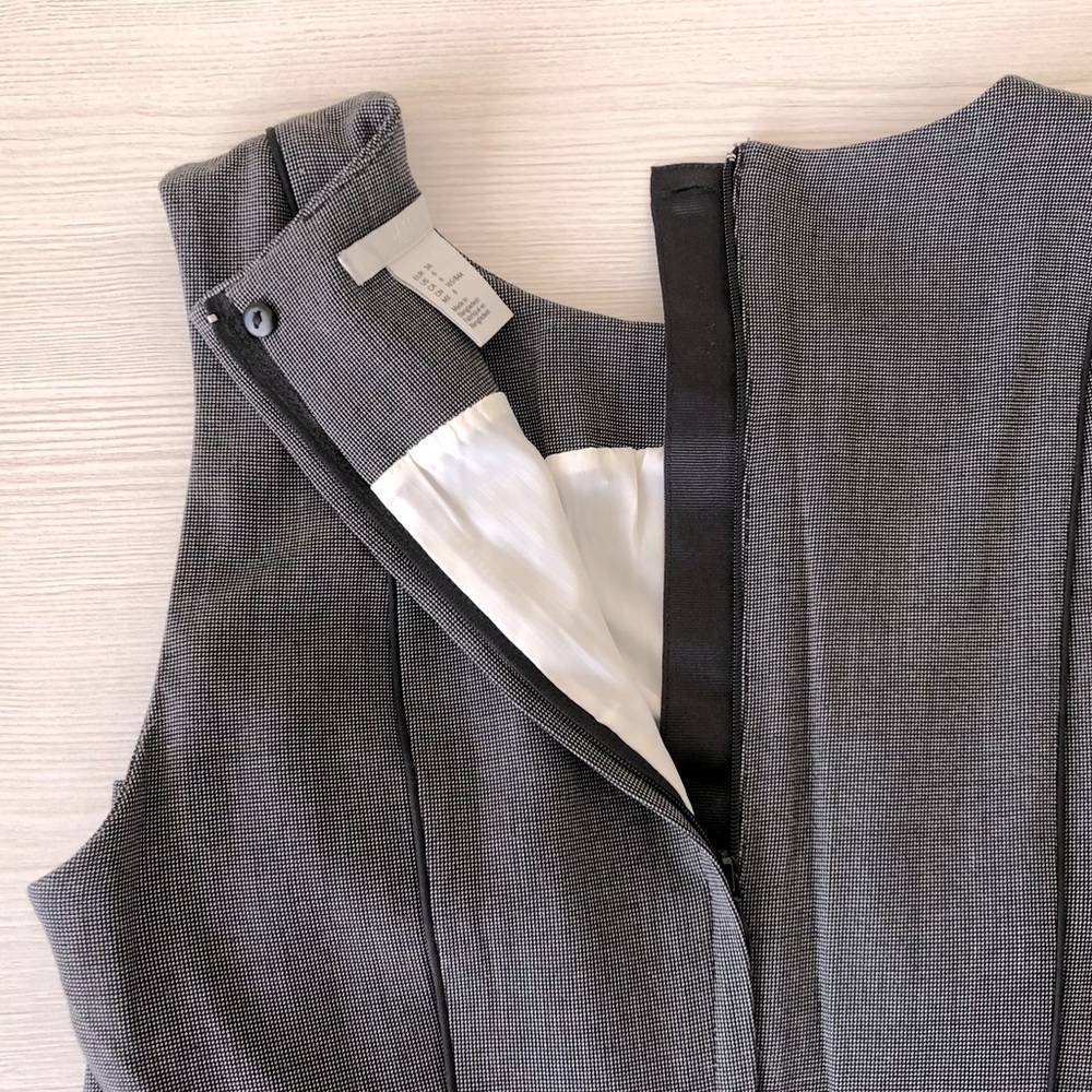 H&M Form Fitted Business Casual Dress - Picture 4 of 7